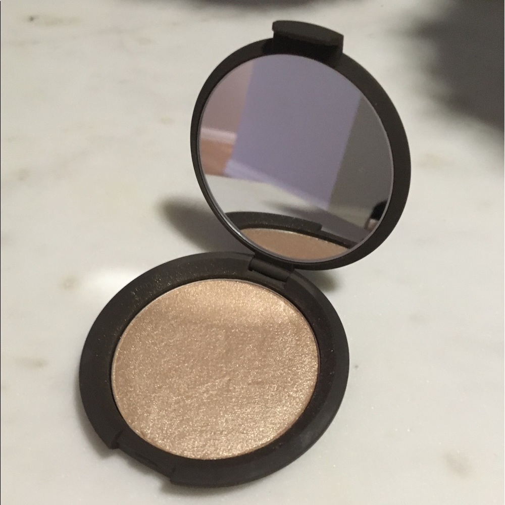 BECCA Shimmering Skin Perfector Pressed in Opal